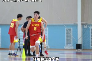 杨毅谈男篮球员为什么不去欧洲联赛打球：去欧洲也打不上球！